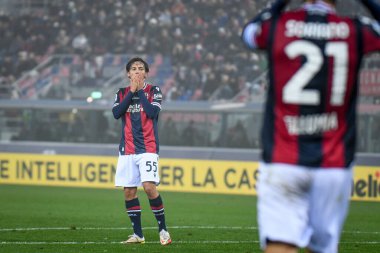 İtalyan futbolcu Emanuel Vignato 'nun İtalya' nın Bologna FC ile Venezia FC maçında 21 Kasım 2021 'de İtalya' nın Bologna kentindeki Renato Dall 'Ara Stadyumu' nda tepki göstermesi hayal kırıklığı yarattı.
