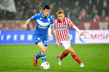 Dimitri Bisoli (Brescia) İtalya Futbol Şampiyonası Ligi BKT LR Vicenza-Brescia Calcio maçında Loris Zonta (Vicenza) tarafından 20 Kasım 2021 'de İtalya' nın Vicenza kentinde oynanan Stadyum Romeo Menti 'de engellendi.
