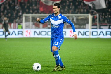 Michele Cavion (Brescia), İtalya Futbol Şampiyonası Ligi BKT Vicenza-Brescia Calcio maçında 20 Kasım 2021 'de İtalya' nın Vicenza kentindeki Romeo Menti Stadyumu 'nda rol aldı.