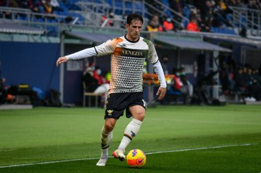 Venezia 'nın Mattia Aramu portresi İtalya futbolu Serie A karşılaşmasında Bologna FC - Venezia FC karşılaşmasında Renato Dall # 39; Ara stadyumunda 21 Kasım 2021 - Fotoğraf: Ettore Griffoni