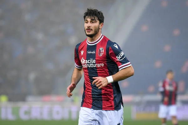 İtalyan futbolu Serie A maçında Bologna FC - Venezia FC maçı sırasında İtalya 'nın Bologna kentindeki Renato Dall & # 39; Ara stadyumunda yapılan Bologna Riccardo Orsolini portresi.