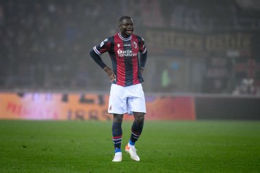 Bologna 'nın Adama Soumaoro portresi İtalyan futbolu Serie A maçında Bologna FC, Venezia FC' ye karşı Renato Dall # 39; Ara stadyumunda 21 Kasım 2021 - Fotoğraf: Ettore Griffoni