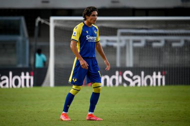 Matteo Cancellieri (Verona) İtalya futbol takımı Serie A maçında Hellas Verona FC - ABD Sassuolo (portreler) maçı sırasında İtalya 'nın Verona kentindeki Marcantonio Bentegodi Stadyumu' nda 21 Ağustos 2021
