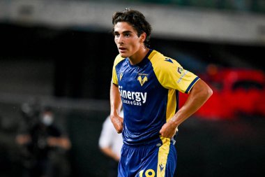 Matteo Cancellieri (Verona) İtalya futbol takımı Serie A maçında Hellas Verona FC - ABD Sassuolo (portreler) maçı sırasında İtalya 'nın Verona kentindeki Marcantonio Bentegodi Stadyumu' nda 21 Ağustos 2021