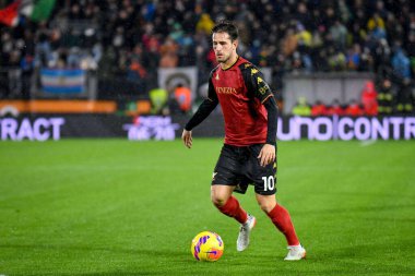 Venezia 'nın Mattia Aramu portresi İtalyan futbolu Serie A maçı sırasında Venezia FC ile Venezia FC arasında Venedik, İtalya' daki Pier Luigi Penzo Stadyumu 'nda oynanmıştır.