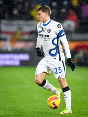 İtalya futbolu Serie A maçı sırasında İtalya 'nın Nicolo Barella portresi Venezia FC ile Venezia FC arasında Venedik, İtalya' daki Pier Luigi Penzo Stadyumu 'nda oynandı.