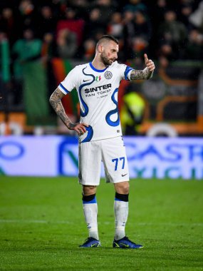 İtalya futbolu Serie A maçında Marcelo Brozoviç 'in portresi Venezia FC' ye karşı Venezia FC, İtalya 'nın Venedik kentindeki Pier Luigi Penzo stadyumunda 27 Kasım 2021 - Fotoğraf: Ettore Griffoni