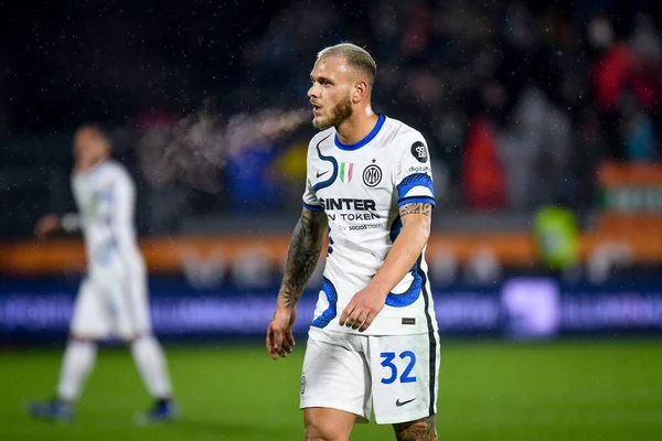 İtalya futbol takımı Serie A maçında Federico Dimarco 'nun portresi Venezia FC - Inter FC maçı Venedik, İtalya' daki Pier Luigi Penzo Stadyumu 'nda, 27 Kasım 2021