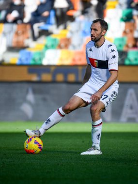 Milan Badelj (Ceneviz) İtalyan futbolu Serie A maçı sırasında Udinese Calcio ile Ceneviz CFC 'nin Udine' deki Dacia Arena Stadyumu 'nda oynadığı bir portre - Fotoğraf: Ettore Griffoni