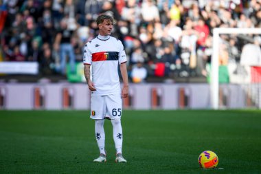 Nicolo 'Rovella (Cenova) İtalyan futbolu Serie A maçı sırasında Udinese Calcio ile Ceneviz CFC maçı Udine, İtalya' da Dacia Arena Stadyumu 'nda, 28 Kasım 2021