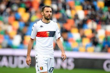 İtalya futbolu sırasındaki Milan Badelj (Cenova) portresi Udinese Calcio ile Ceneviz CFC maçı Udine, İtalya 'daki Dacia Arena stadyumunda, 28 Kasım 2021 - Fotoğraf: Ettore Griffoni
