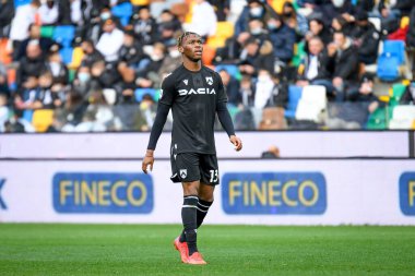 İtalya futbolu sırasındaki Destiny Udogie (Udinese) portresi Udinese Calcio ile Ceneviz CFC maçı Udine, İtalya 'da Dacia Arena stadyumunda, 28 Kasım 2021 - Fotoğraf: Ettore Griffoni