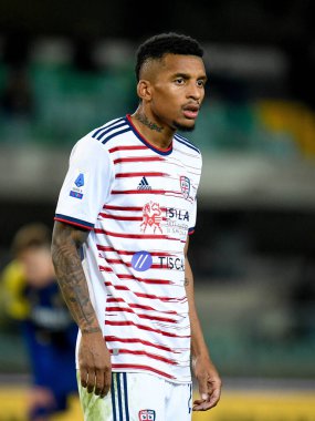 İtalyan futbolu Serie A maçında Henrique Dalbert (Cagliari) portresi Hellas Verona FC - Cagliari Calcio maçı Verona, İtalya 'da Marcantonio Bentegodi Stadyumu' nda, 30 Kasım 2021 - Fotoğraf: Ettore Griffoni