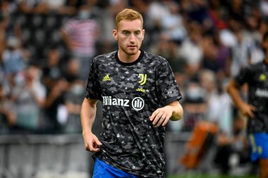 Dejan Kulusevski (Juventus) İtalya futbol takımı Serie A maçında Udinese Calcio ve Juventus FC (portreler) Udine, İtalya 'da Dacia Arena Stadyumu' nda 22 Ağustos 2021 'de oynadılar.