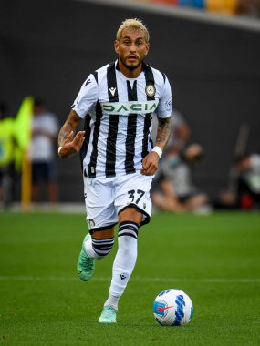 Roberto Maximiliano Pereyra (Udinese) İtalya futbol takımı Serie A maçında Udinese Calcio ile Juventus FC (portreler) maçında Udine, İtalya 'da Dacia Arena Stadyumu, 22 Ağustos 2021