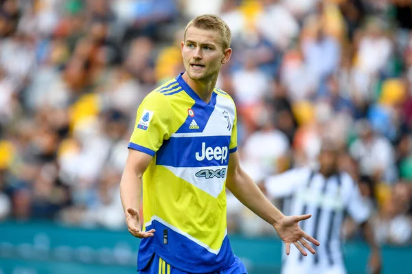 Matthijs De Ligt (Juventus) İtalya futbol takımı Serie A maçında Udinese Calcio ve Juventus FC (portreler) Udine, İtalya 'da Dacia Arena Stadyumu' nda 22 Ağustos 2021 'de oynanmıştır.