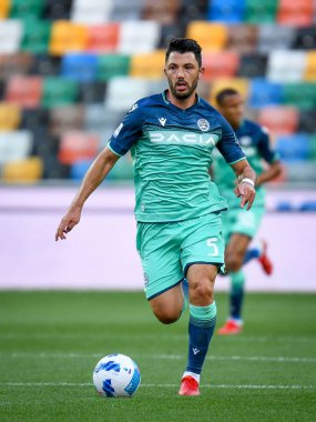 Udinese 'nin Tolgay Arslan portresi İtalyan futbolu Serie A maçı sırasında Udinese Calcio ile Venezia FC (Portreler) Udine, İtalya' da Dacia Arena Stadyumu 'nda, 27 Ağustos 2021