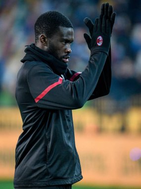 Milan 'ın İtalyan futbolu Serie A maçında Fikayo Tomori portresi Udinese Calcio ile Friuli - Dacia Arena Stadyumu, Udine, İtalya, 11 Aralık 2021 - Fotoğraf: Ettore Griffoni