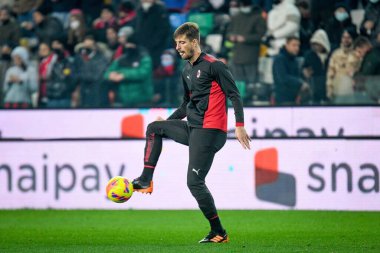Milan 'ın Matteo Gabbia portresi İtalyan futbolu Serie A maçında Udinese Calcio ile Friuli - Dacia Arena Stadyumu, Udine, İtalya, 11 Aralık 2021 - Fotoğraf: Ettore Griffoni