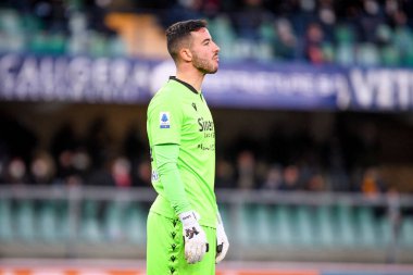 Verona 'nın Lorenzo Montipo portresi İtalyan futbolu Serie A maçında Hellas Verona FC, Atalanta BC' ye karşı Verona, İtalya 'daki Marcantonio Bentegodi stadyumunda, 12 Aralık 2021 - Fotoğraf: Ettore Griffoni