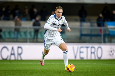Atalanta 'nın Teun Koopmeiners portresi İtalyan futbolu Serie A maçında Hellas Verona FC - Atalanta BC maçı sırasında İtalya' nın Verona kentinde Marcantonio Bentegodi Stadyumu 'nda, 12 Aralık 2021
