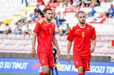 Stefan Miliç (Karadağ) ve Ognjen Obradoviç (Karadağ) UEFA Avrupa Futbol Şampiyonası sırasında 21 - UEFA Euro 2023 Kalifiers - İtalya-Karadağ (portreler) Vicenza, İtalya 'daki Romeo Menti Stadyumu' nda, 07 Eylül 2021: