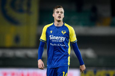 Verona 'dan İvan İliç İtalya' nın Serie A maçı sırasında İtalya 'nın Verona kentindeki Marcantonio Bentegodi Stadyumu' nda Hellas Verona FC - Ettore Griffoni