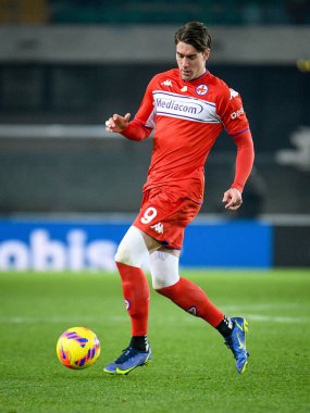 Fiorentina 'dan Dusan Vlahoviç, İtalya' nın Verona kentinde 22 Aralık 2021 'de oynanan maçta Hellas Verona FC - ACF Fiorentina (Arşiv portreleri) - Ettore Griffoni
