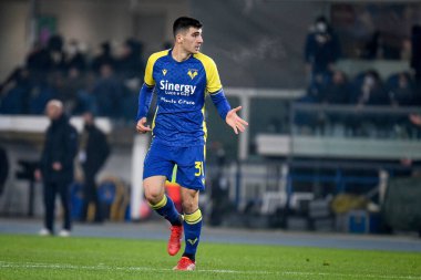 Verona 'dan Bosko Sutalo İtalya' nın Serie A maçı sırasında İtalya 'nın Verona kentinde bulunan Marcantonio Bentegodi Stadyumu' nda Hellas Verona FC 'ye karşı ACF Fiorentina (Arşiv portreleri) maçı, 22 Aralık 2021