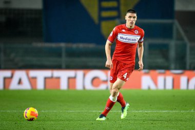 Fiorentina 'dan Nikola Milenkoviç, İtalya' nın Verona şehrindeki Marcantonio Bentegodi Stadyumu 'nda oynanan İtalyan futbolu Serie A karşılaşmasında Hellas Verona FC' ye karşı ACF Fiorentina (Arşiv portreleri) maçında 22 Aralık 2021 - Fotoğraf: Ettore Griffoni