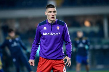 Fiorentina 'dan Nikola Milenkoviç İtalya' nın Serie A maçı sırasında İtalya 'nın Verona kentindeki Marcantonio Bentegodi stadyumunda Hellas Verona FC' ye karşı ACF Fiorentina (Arşiv portreleri) maçı, 22 Aralık 2021 - Fotoğraf: Ettore Griffoni