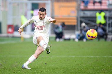 Milan's Alessandro Florenzi portrait in action  during  italian soccer Serie A match Venezia FC vs AC Milan at the Pier Luigi Penzo stadium in Venice, Italy, January 09, 2022 - Credit: Ettore Griffon