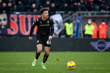 Venezia's Ethan Ampadu portrait in action  during  italian soccer Serie A match Venezia FC vs AC Milan at the Pier Luigi Penzo stadium in Venice, Italy, January 09, 2022 - Credit: Ettore Griffon