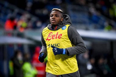 İtalya futbolu sırasındaki Victor Osimhen (Napoli) portresi 17 Ocak 2022 'de İtalya' nın Bologna şehrinde Renato Dall & # 39; Ara Stadyumu 'nda oynanan Bologna FC maçında SSC Napoli' ye karşı oynamıştır.