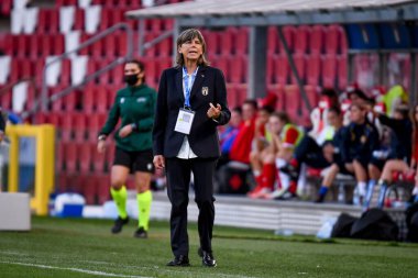 Milena Bertolini (İtalya Teknik Direktörü) FIFA Dünya Kupası 2023 Dünya Kupası elemeleri sırasında - İtalya, Trieste 'deki Nereo Rocco stadyumunda (arşiv portreleri) İtalya' ya karşı Moldova, 17 Eylül 2021 - Fotoğraf: Ettore Griffon