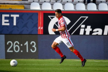 Alessandro Di Pardo (Vicenza) İtalya 'nın başkenti Vicenza' daki Stadio Romeo Menti 'de LR Vicenza vs AC Pisa maçında, 18 Eylül 2021 - Fotoğraf: Ettore Griffon