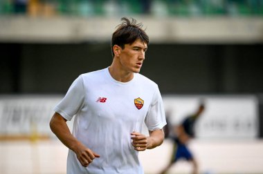 İtalyan futbolu Serie A maçında Roma 'nın Eldor Shomurodov portresi Verona, İtalya' daki Marcantonio Bentegodi stadyumunda Hellas Verona FC ile AS Roma (Arşiv portreleri) karşılaşması, 19 Eylül 2021 - Fotoğraf: Ettore Griffon