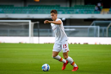 Roma 'nın Riccardo Calafiori portresi İtalyan futbolu Serie A karşılaşması sırasında İtalya' nın Verona kentindeki Marcantonio Bentegodi Stadyumu 'nda Hellas Verona FC ile AS Roma (Arşiv portreleri) maçında, 19 Eylül 2021 - Fotoğraf: Ettore Griffon