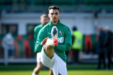 Sassuolo 'nun Kaan Ayhan portresi İtalyan futbolu Serie A maçı sırasında Venezia FC ile ABD Sassuolo arasında Venedik, İtalya' daki Pier Luigi Penzo Stadyumu 'nda oynandı.