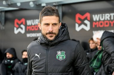 Sassuolo 'nun teknik direktörü Alessio Dionisi İtalya futbol takımı Serie A maçında Venezia FC, ABD Sassuolo' ya karşı Venedik, İtalya 'daki Pier Luigi Penzo stadyumunda, Mart 06, 2022 - Fotoğraf: Ettore Griffon