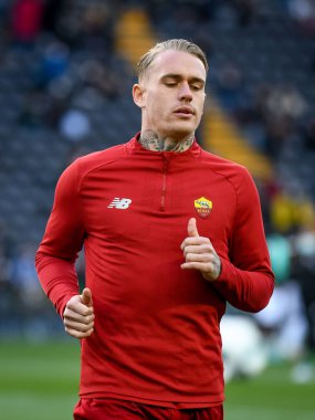 İtalyan futbolu Serie A maçında Roma 'nın Rick Karsdorp portresi Udinese Calcio, İtalya' nın Udine kentindeki Dacia Arena stadyumunda AS Roma 'ya karşı, 13 Mart 2022 - Fotoğraf: Ettore Griffon