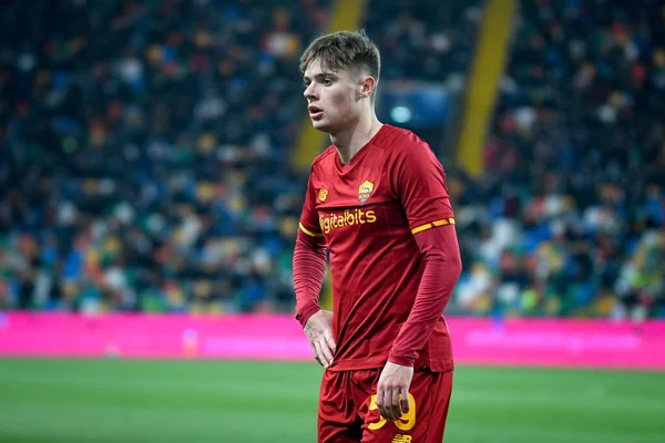 İtalyan futbolu Serie A maçında Roma 'nın Nicola Zalewski portresi Udinese Calcio ile AS Roma maçında Udine, İtalya' daki Dacia Arena stadyumunda, 13 Mart 2022 - Fotoğraf: Ettore Griffon
