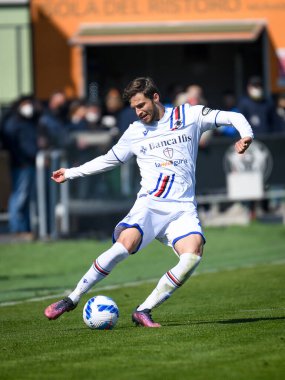 Sampdoria 'nın Bartosz Bereskynski portresi İtalyan futbol takımı Serie A maçında Venezia FC ile UC Sampdoria maçında Venedik, İtalya' daki Pier Luigi Penzo Stadyumu 'nda 20 Mart 2022