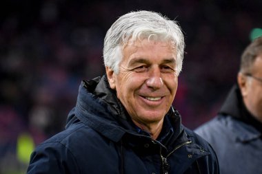 Atalanta 'nın teknik direktörü Gian Piero Gasperini İtalya futbol takımı Serie A maçında Bologna FC - Atalanta BC maçı sırasında İtalya' nın Bologna kentindeki Renato Dall 'Ara Stadyumu' nda 20 Mart 2022