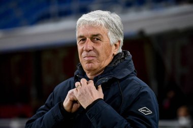 Atalanta 'nın teknik direktörü Gian Piero Gasperini İtalya futbol takımı Serie A maçında Bologna FC - Atalanta BC maçı sırasında İtalya' nın Bologna kentindeki Renato Dall 'Ara Stadyumu' nda 20 Mart 2022