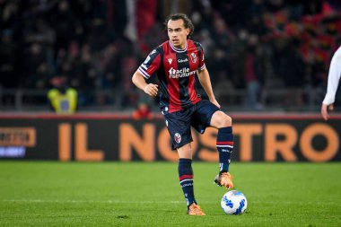 İtalya 'nın Bologna şehrindeki Renato Dall' Ara Stadyumu 'nda oynanan Bologna FC - Atalanta BC maçı sırasında çekilen Arthur Tiyatrosu portresi.