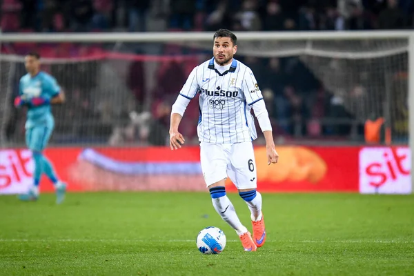 Atalanta 'nın Jose Luis Palomino portresi İtalyan futbolu Serie A maçında Bologna FC - Atalanta BC maçı sırasında İtalya' nın Bologna kentindeki Renato Dall 'Ara Stadyumu' nda 20 Mart 2022