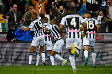 Udinese 'den Rodrigo Nascimento Becao, İtalya' nın Udine kentinde oynanan Udinese Calcio - Dacia Arena Stadyumu - 3 Nisan 2022 - Ettore Griffon