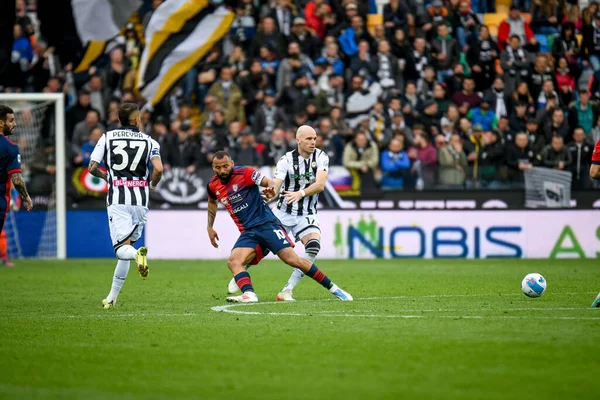 イタリアのサッカーセリエA試合中にフラビオ ビアンキ イタリアのサッカーセリエA試合中にフラビオ ビアンキ