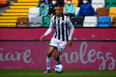 Udinese 'den Rodrigo Nascimento Becao İtalya futbol takımı Serie A maçında Udinese Calcio ile Cagliari Calcio arasında Udine, İtalya' daki Dacia Arena Stadyumu 'nda oynandı.